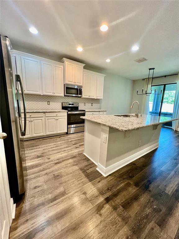 Building Photo - 7942 Roma Dune Dr