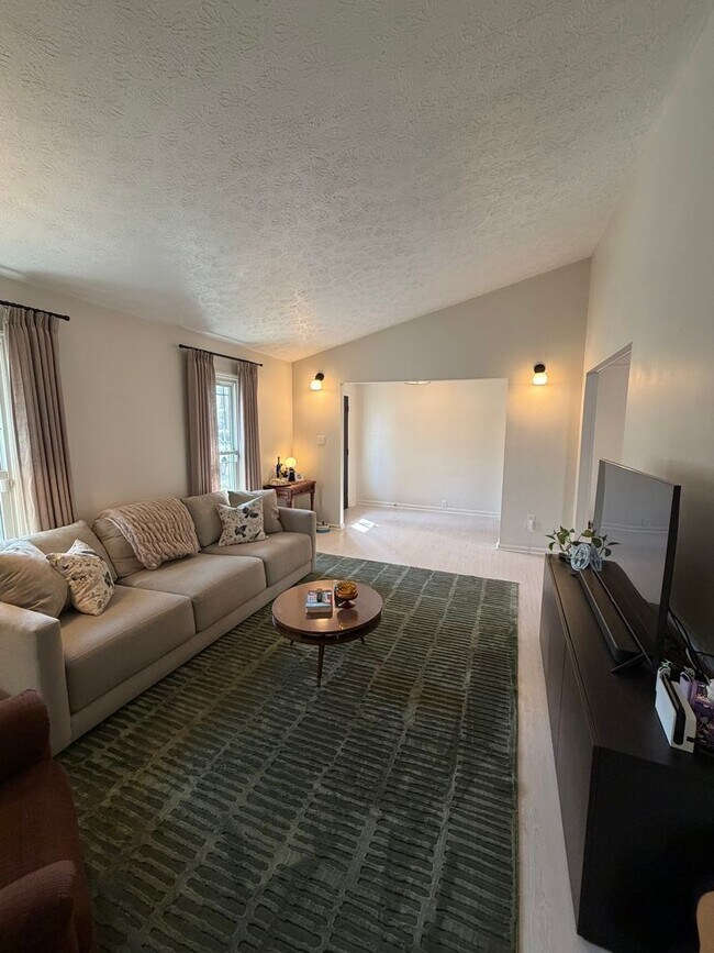 Foto del edificio - 7031 Darnell St