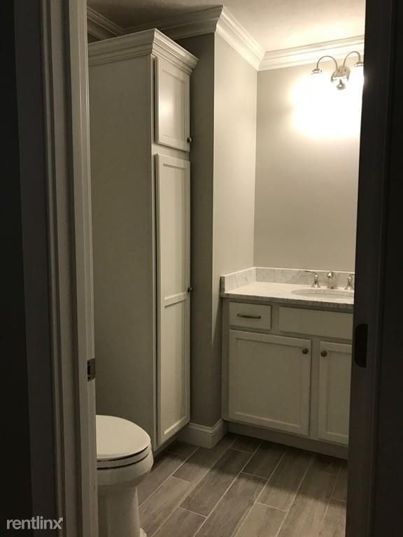 Building Photo - 34 Court St