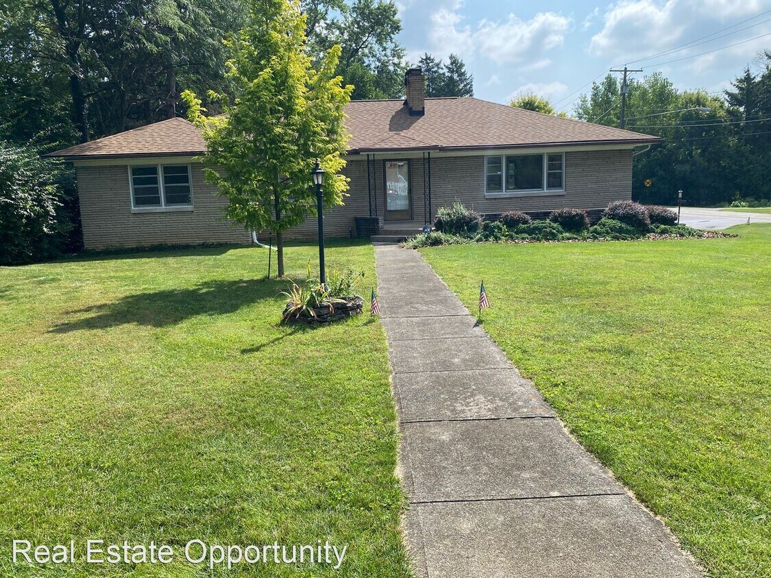 840 Highland Dr, Columbus, OH 43220 House Rental in Columbus, OH