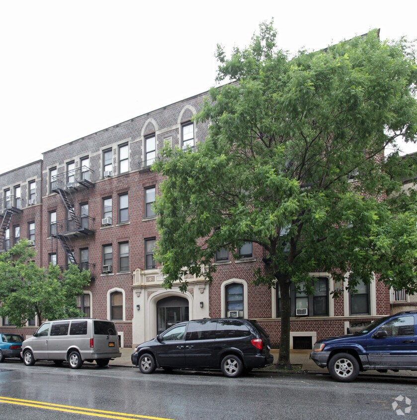 Foto del edificio - Parkway Court