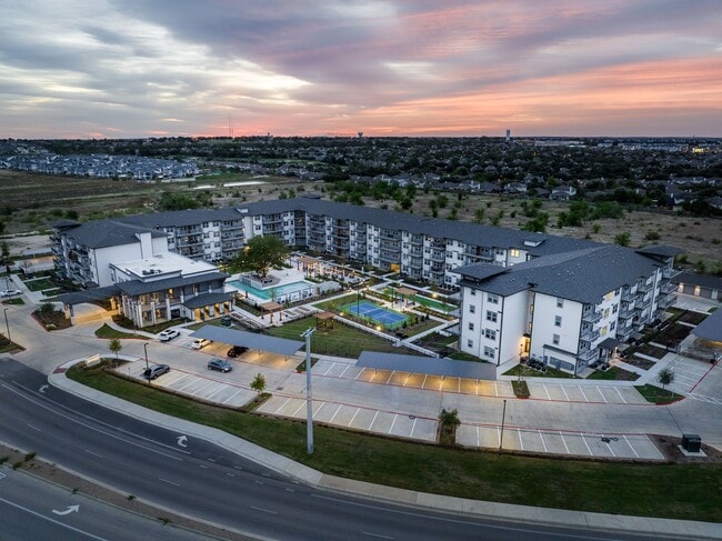 Building Photo - Amberlin Georgetown 55+ Active Adult