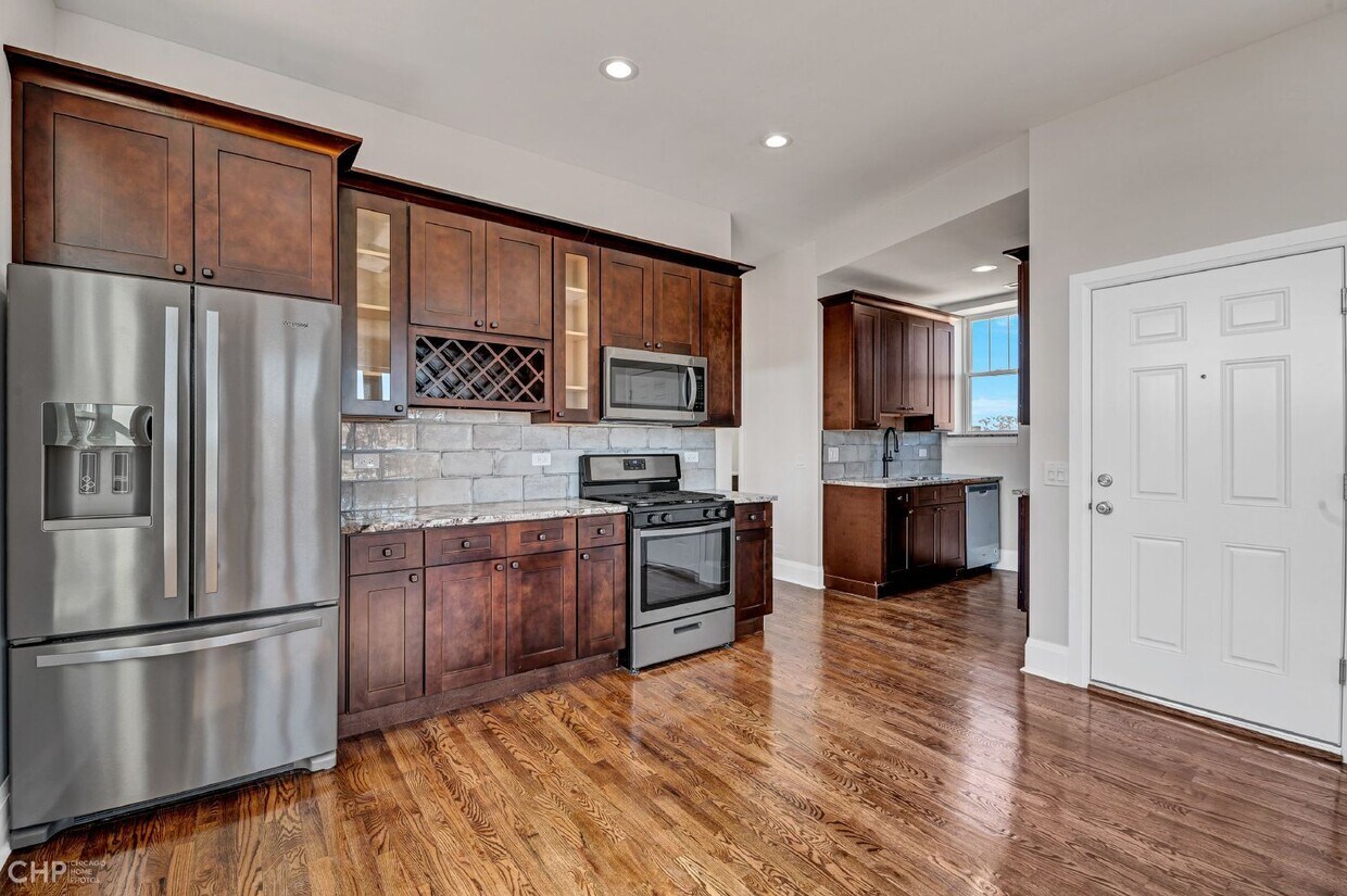 Foto principal - 2100 N Halsted St