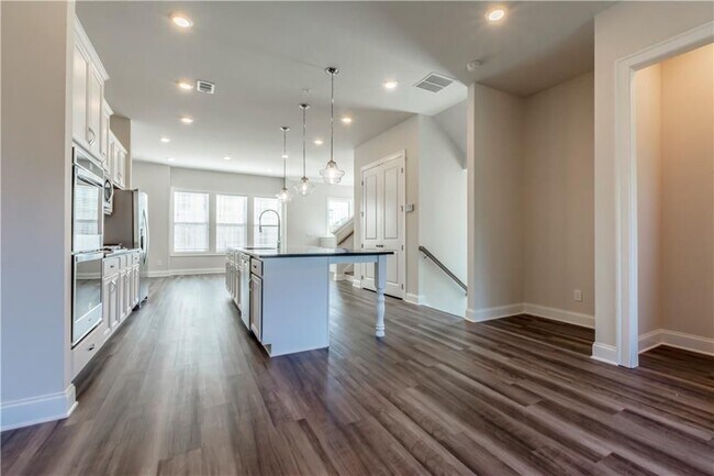 Foto del edificio - 1662 Mountain Top Ln SE