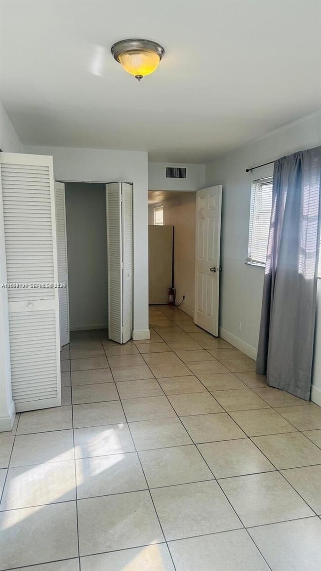 Building Photo - 1321 NW 50th Ave