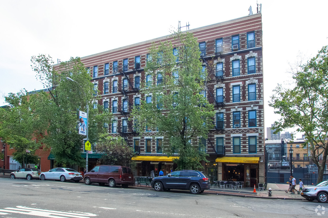 Building Photo - 260 Sixth Ave