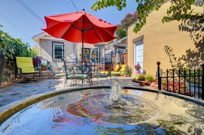 Foto del edificio - 594 S Ogden St