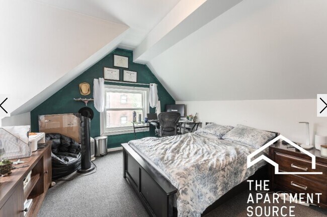 Foto del edificio - 2616 N Marshfield Ave