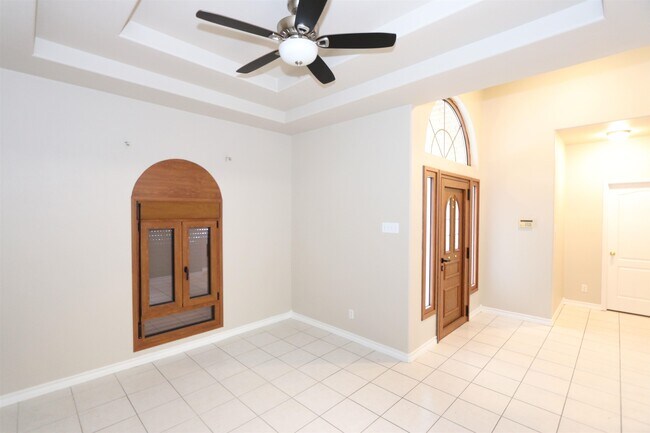 Foto del edificio - 8721 Liberty Loop