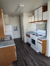 Building Photo - 716 Gardner Dr