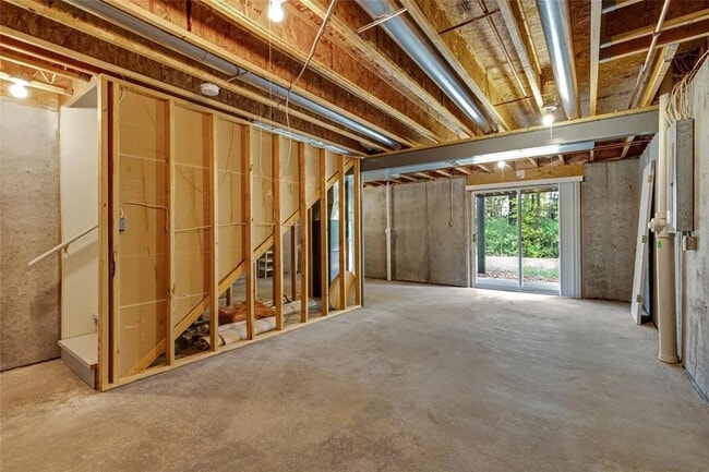 Building Photo - 533 Donna Marie Dr