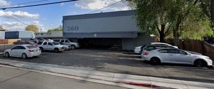 Building Photo - 260 Linden St