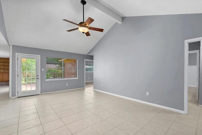 Foto del edificio - 2126 Redwood St