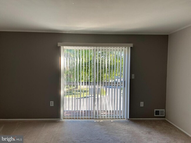 Building Photo - 35 Coral Tree Ct
