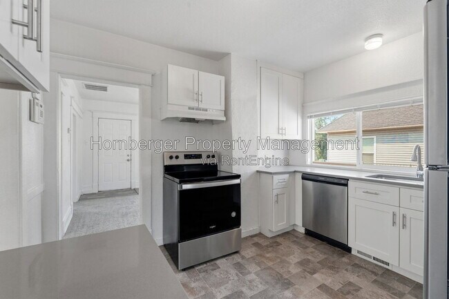 Foto del edificio - 1622 W Mission Ave