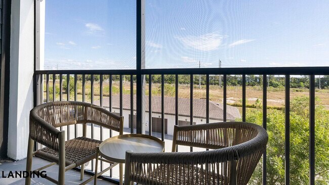 Foto del edificio - 11900 Marquina Blvd