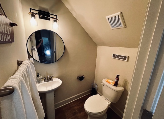 Building Photo - 5088 Moores Bridge Alley