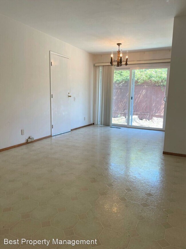 Building Photo - 3 br, 2 bath House - 40771 Chiltern Drive
