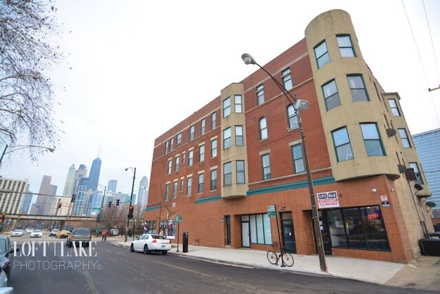 Foto del edificio - 351 W Oak St