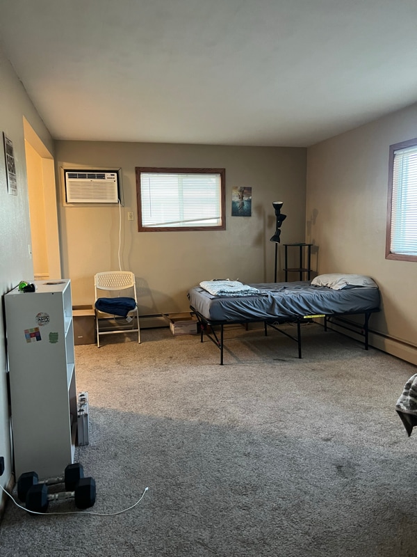 Building Photo - 1327 3rd Ave SW