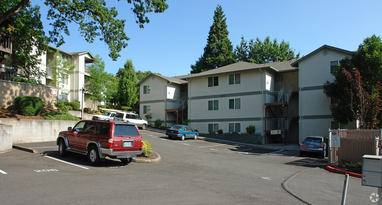 Primary Photo - MT. VISTA APARTMENTS