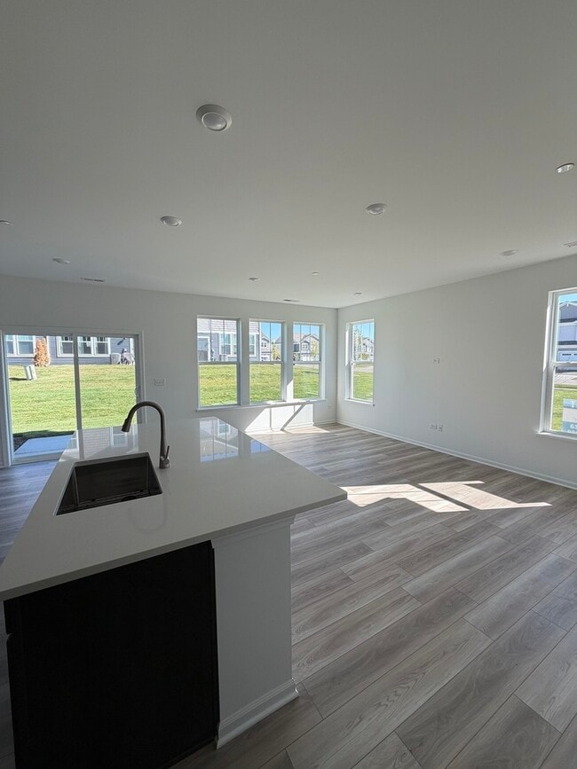 Foto del edificio - 12058 Jordi Rd