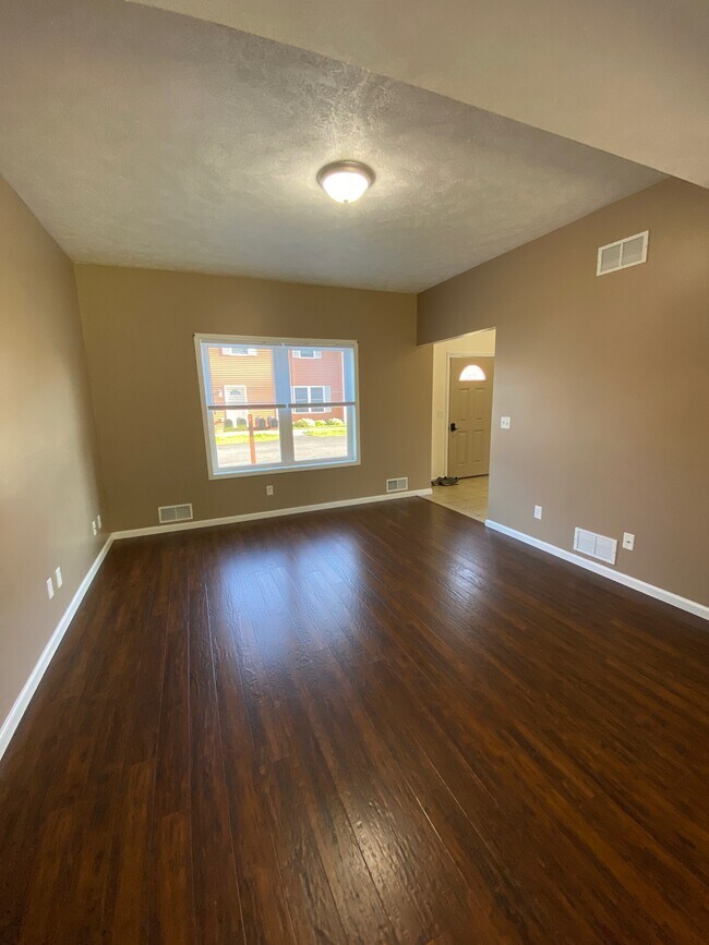 Foto del edificio - 204 Betsinger Rd