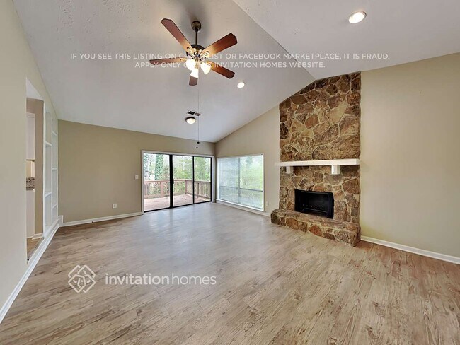 Building Photo - 2690 Big Oaks Dr