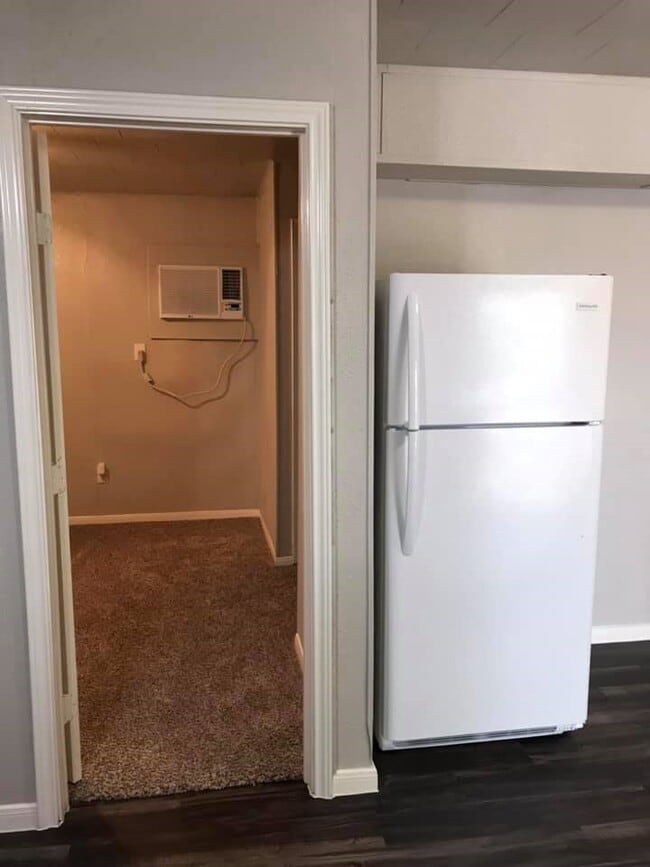 Foto del edificio - 1020 N Main St