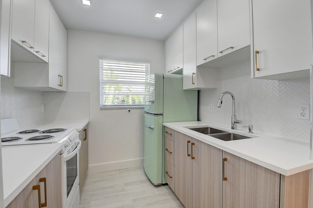 Foto principal - 502 N H St
