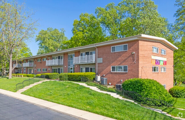 Building Photo - Glenmont Forest