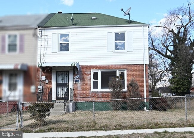 Building Photo - 3236 31st Ave