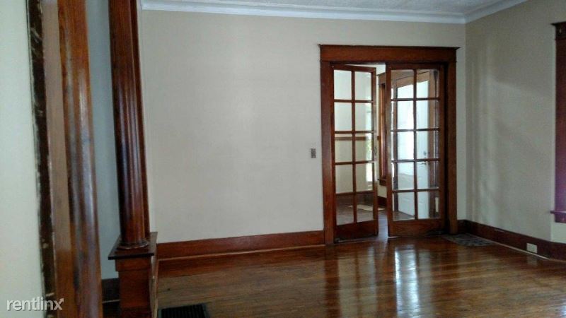 Primary Photo - 5 br, 2 bath House - 32 Fuller Ave SE
