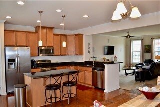 Foto principal - 9212 Lenox Pointe Dr