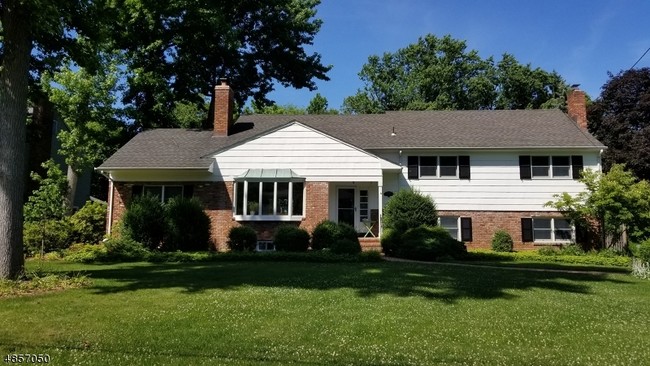 Building Photo - 771 Knollwood Terrace