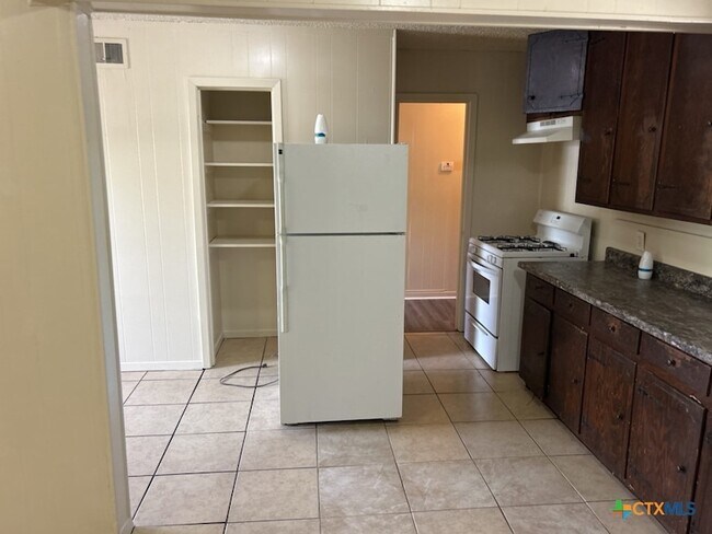 Foto del edificio - 715 Cardinal Ave