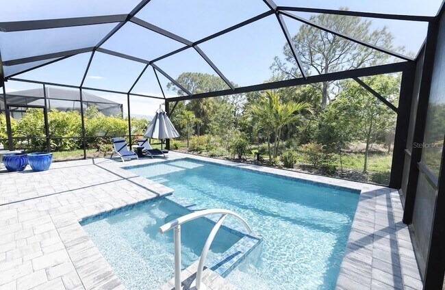 Foto del edificio - 1055 Waterline Ct
