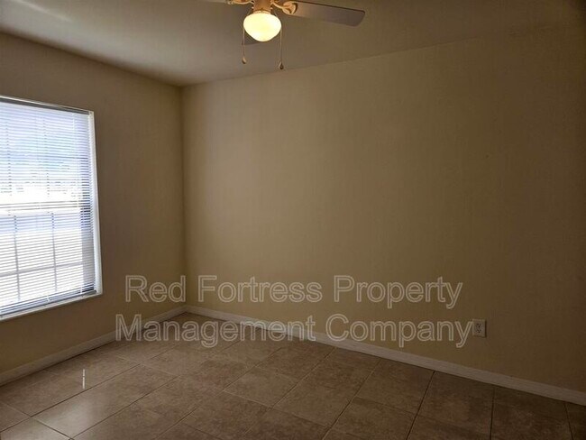 Foto del edificio - 542 SE 6th Pl