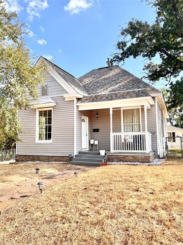 Building Photo - 1530 W Woodard St