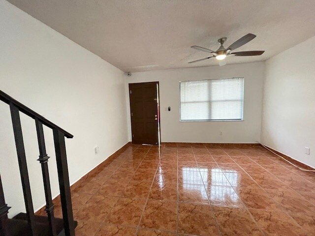 Foto del edificio - 5901 W 18th Ct