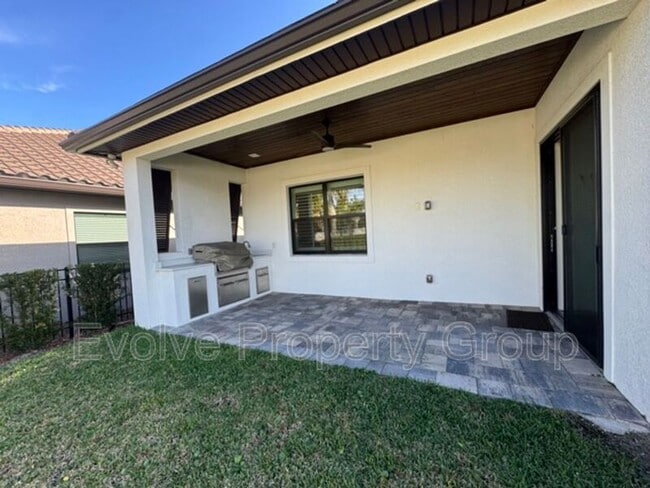 Building Photo - 20 Del Palma Dr