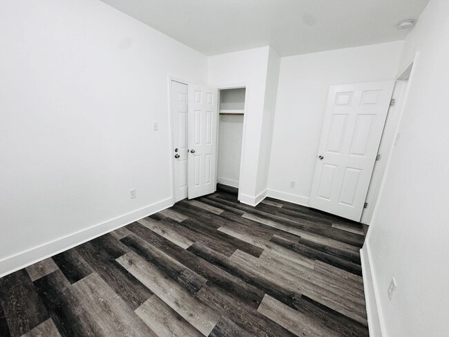 Building Photo - 1203 N 44th St