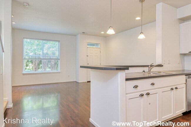 Foto del edificio - 3 br, 2.5 bath House - 2256 NW Redelfs Way