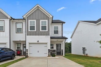 Building Photo - 1047 Linsmore Ave