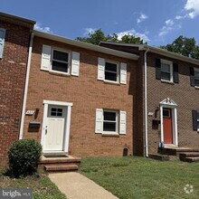 Building Photo - 427 Ridgemore St