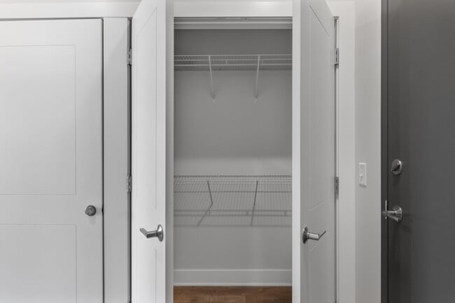 Interior Photo - Windsor Hills
