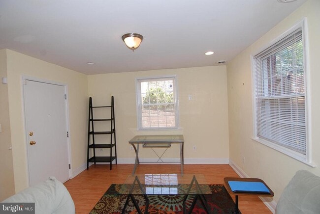 Building Photo - 8414 Flower Ave