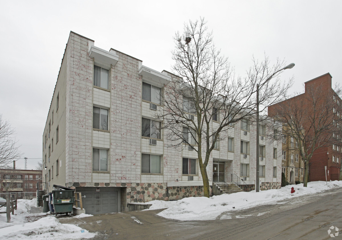 Primary Photo - Contessa Apartments