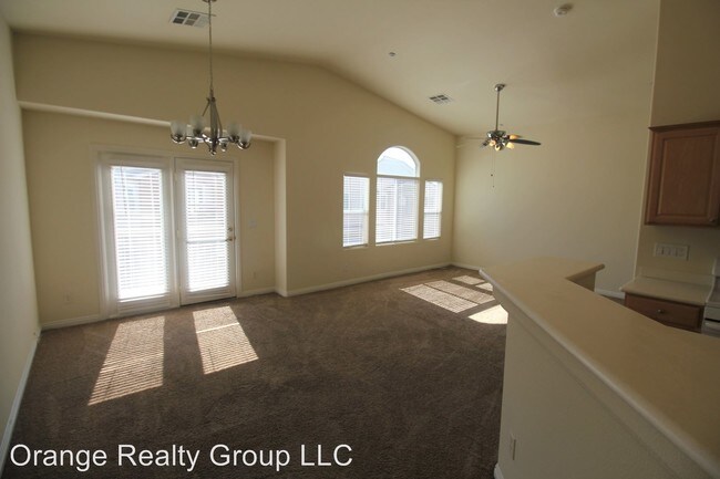 Building Photo - 5550 Box Cars Ct