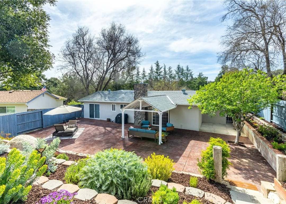 Primary Photo - 5395 Dolores Ave